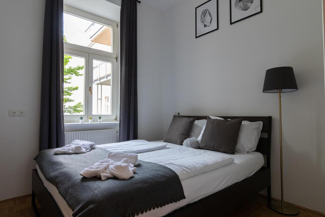 Vienna Central Station Residence Esterno foto