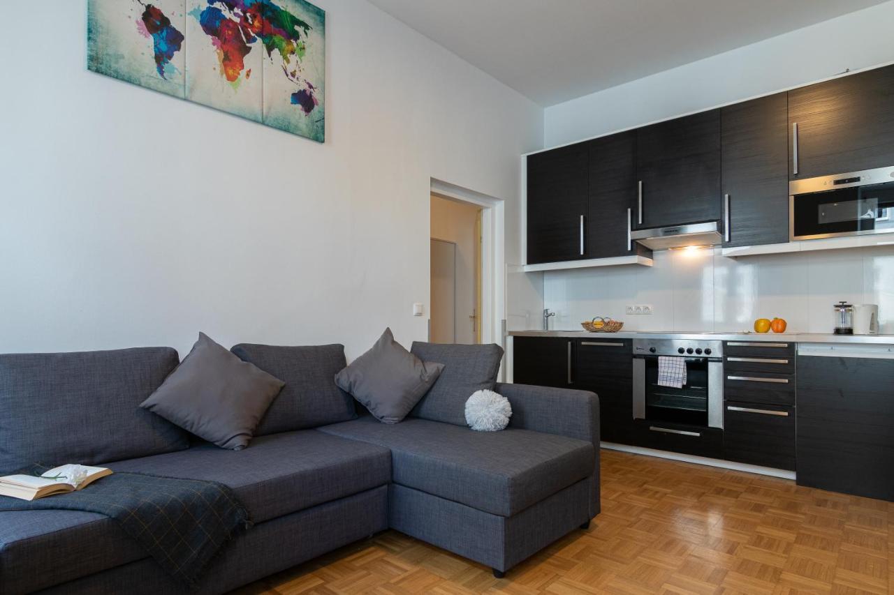 Vienna Central Station Residence Esterno foto