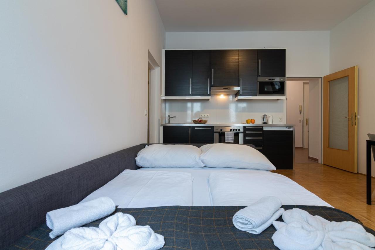Vienna Central Station Residence Esterno foto