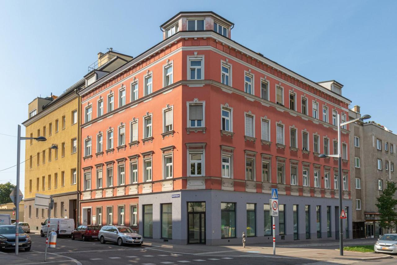 Vienna Central Station Residence Esterno foto