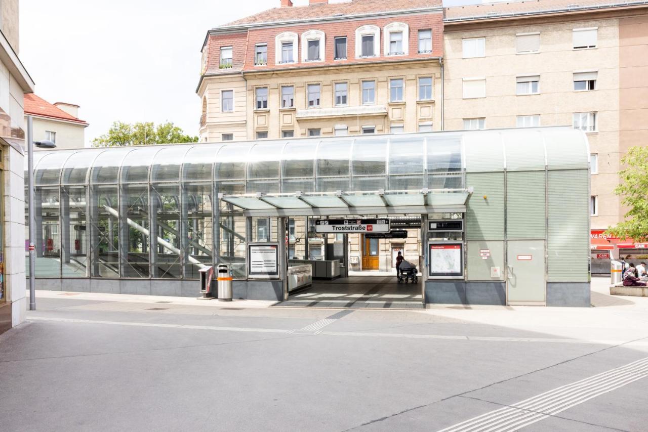 Vienna Central Station Residence Esterno foto