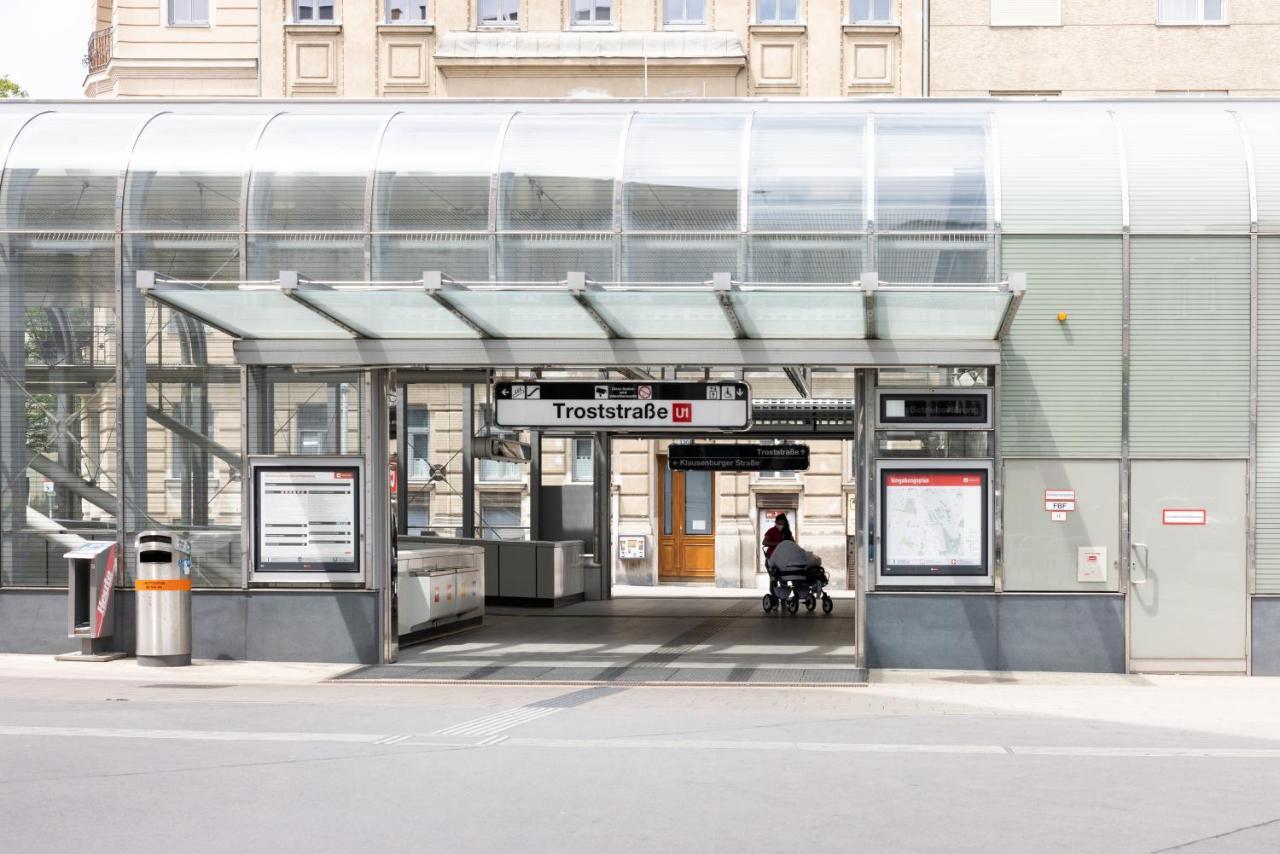 Vienna Central Station Residence Esterno foto